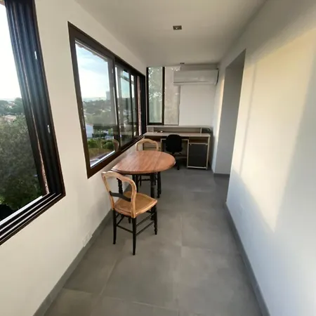 Quiet And Fresh With Garden Appartement